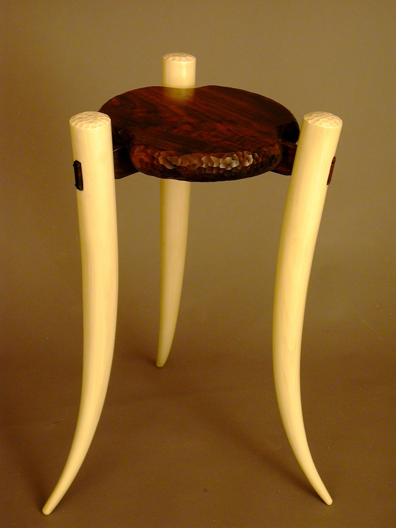 Tusk Pedestal