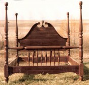 Four Poster Spindle Bed