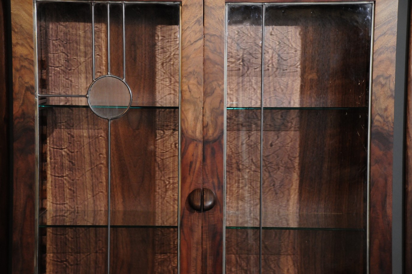Display Cabinet - wavy glass doors