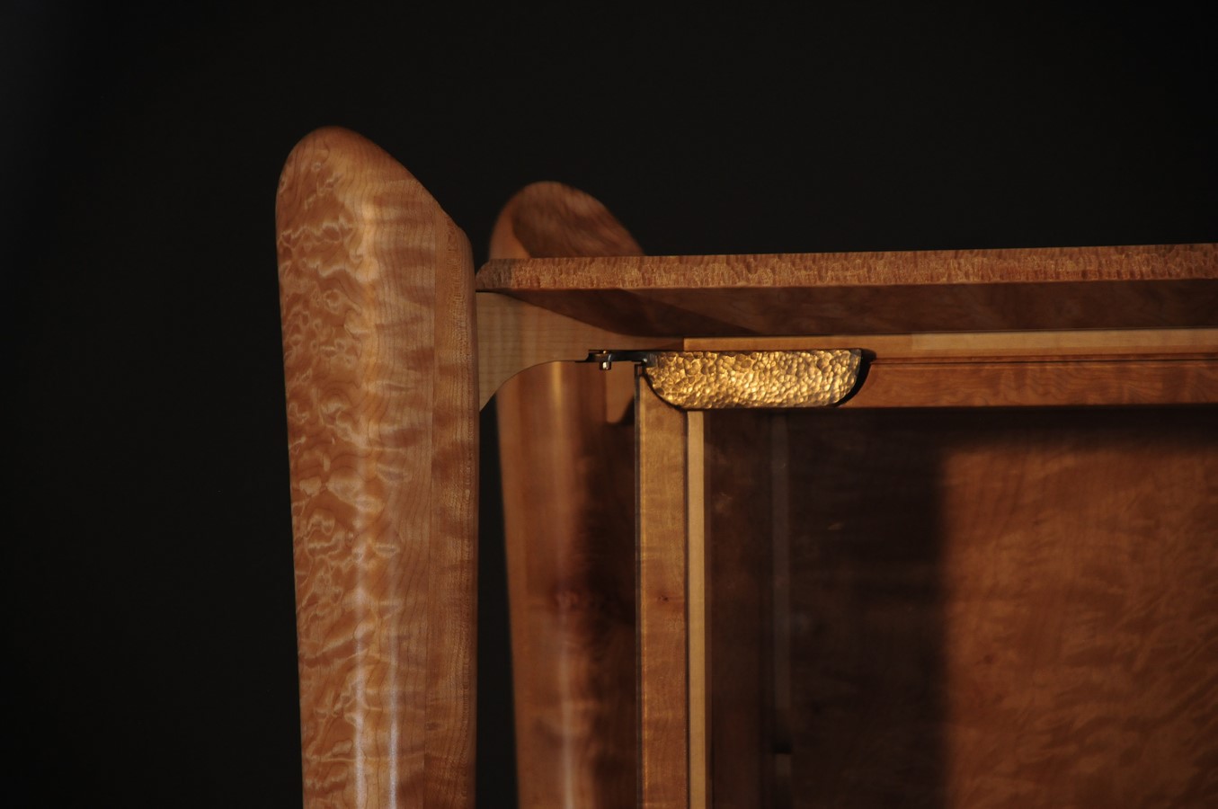 Detail of hinge